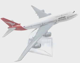 Qantas B747 model (1:400)