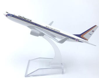 Royal Thai Air Force (Government) B737 model (1:400)