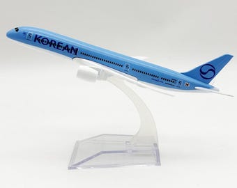 Korean Air B787 model (1:400)