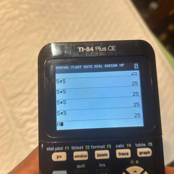 Texas Instruments TI-84 Plus CE グラフ電卓（テスト済み、ケース 