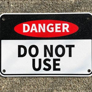 Panneau Danger Ne pas utiliser d&#39;avertissement pour garage d&#39;affaires, blanc éclatant de sécurité et lettrage noir