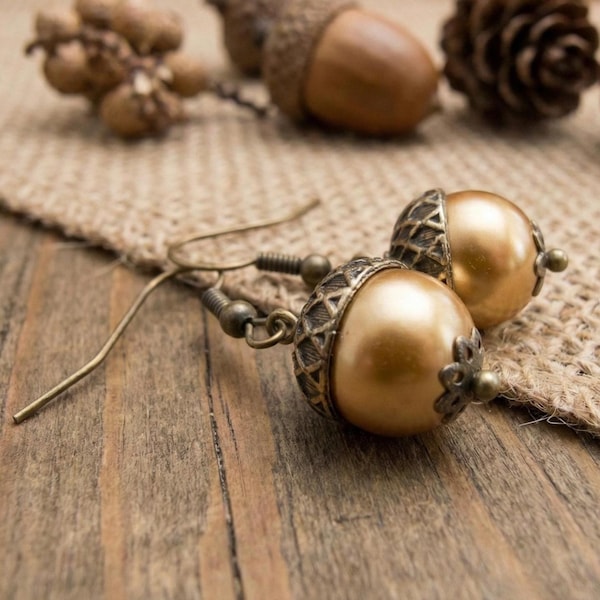 Goldene Perle Eichel baumeln Ohrringe, Vintage-Stil aus Messing Tropfen