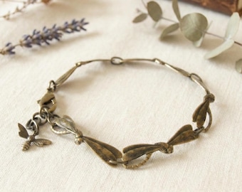 Messing Libelle Bettelarmband, verstellbar im antiken Stil