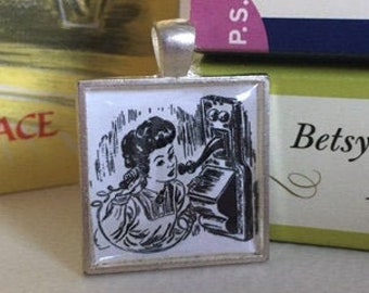 Betsy Ray Pendant