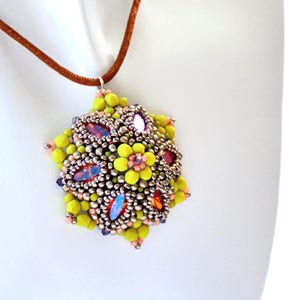 Beading Pattern Tutorial Step by step INSTANT download PDF Flower Navette Pendant No 41 image 6