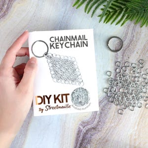 DIY Chainmail Keychain Kit - Beginner Metal Fidget Toy Craft Supplies and Tutorial