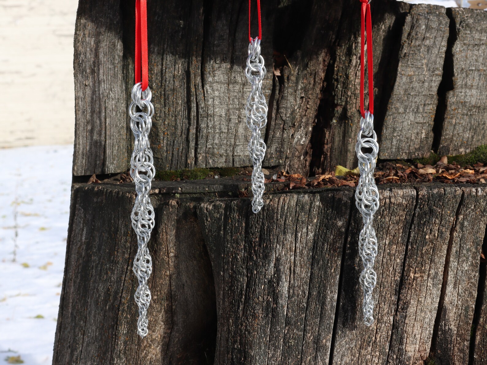 Chainmail Icicle Ornament Tutorial - Beginner Winter Home Décor Craft ...