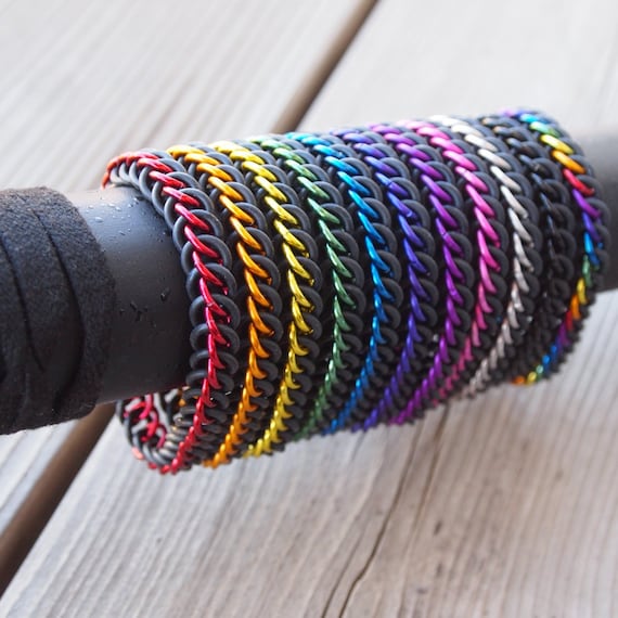 Custom Stretchy Chain Bracelet - Unisex Chainmail Bracelet Handmade in Your Choice of Colors