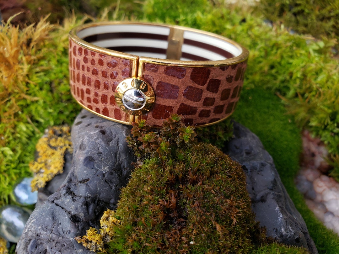 Henri Bendel Designer Statement Bangle Clasp Bracelet Wide