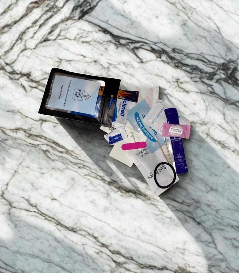 Airplane Travel Kit: Freshen-Up Essentials - Hygiene On-The-Go image 2