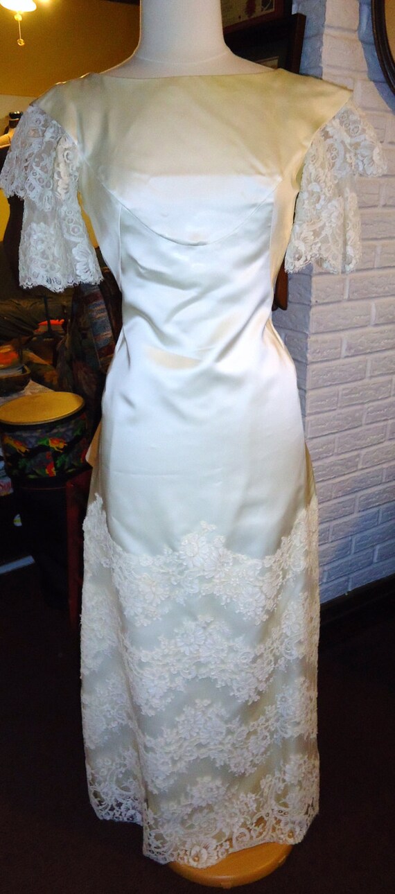 AMAZING 1960's Wedding Gown