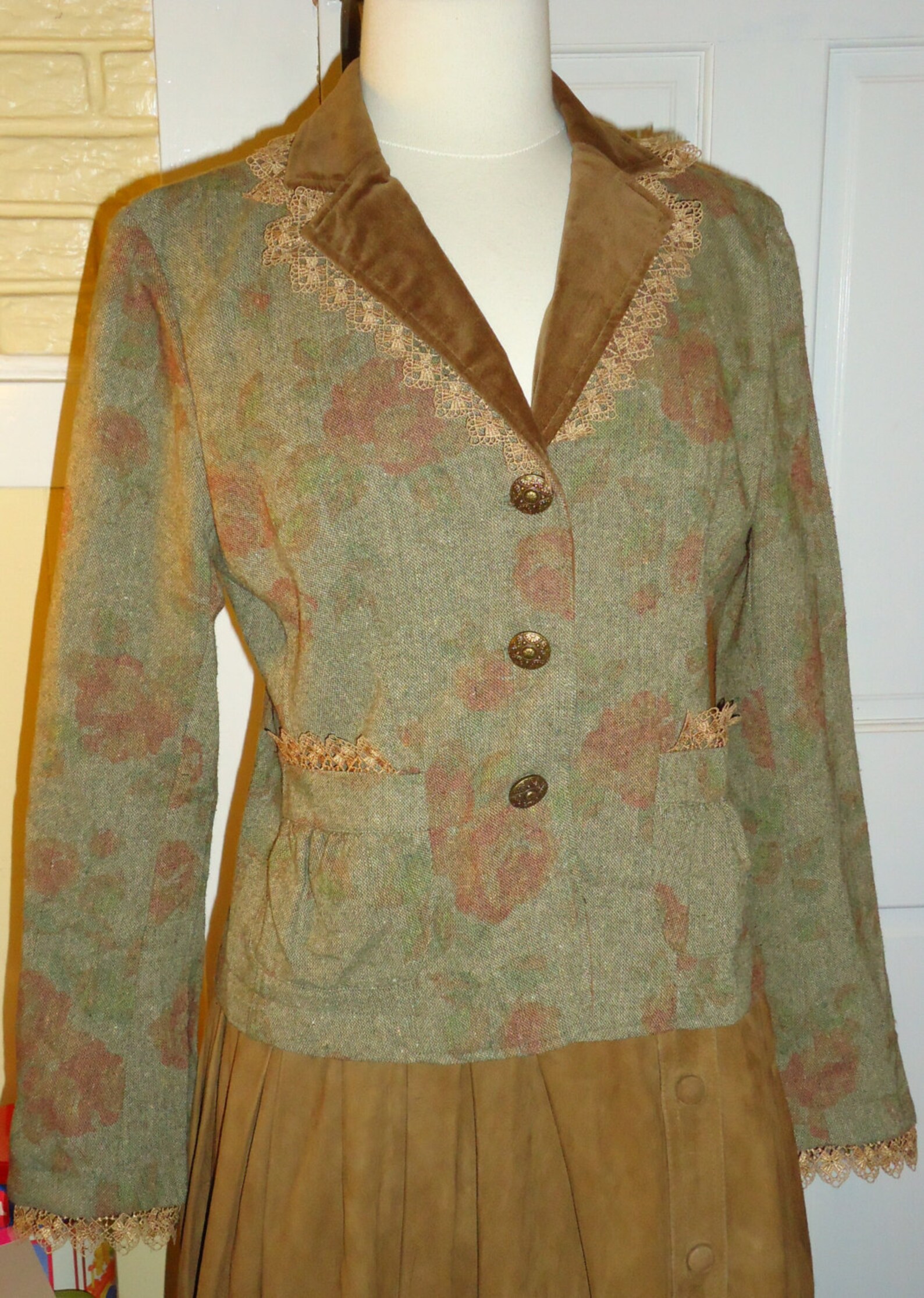 Ladies Floral Wool Blazer W/ Velvet and Lace Trim - Etsy