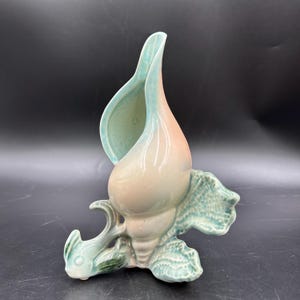 Vintage Hull Keramik Ebb Tide Conch Shell Vas Planter Aqua Blå Rosa Mid Century Art Pottery Med Hårfäste REPARATION