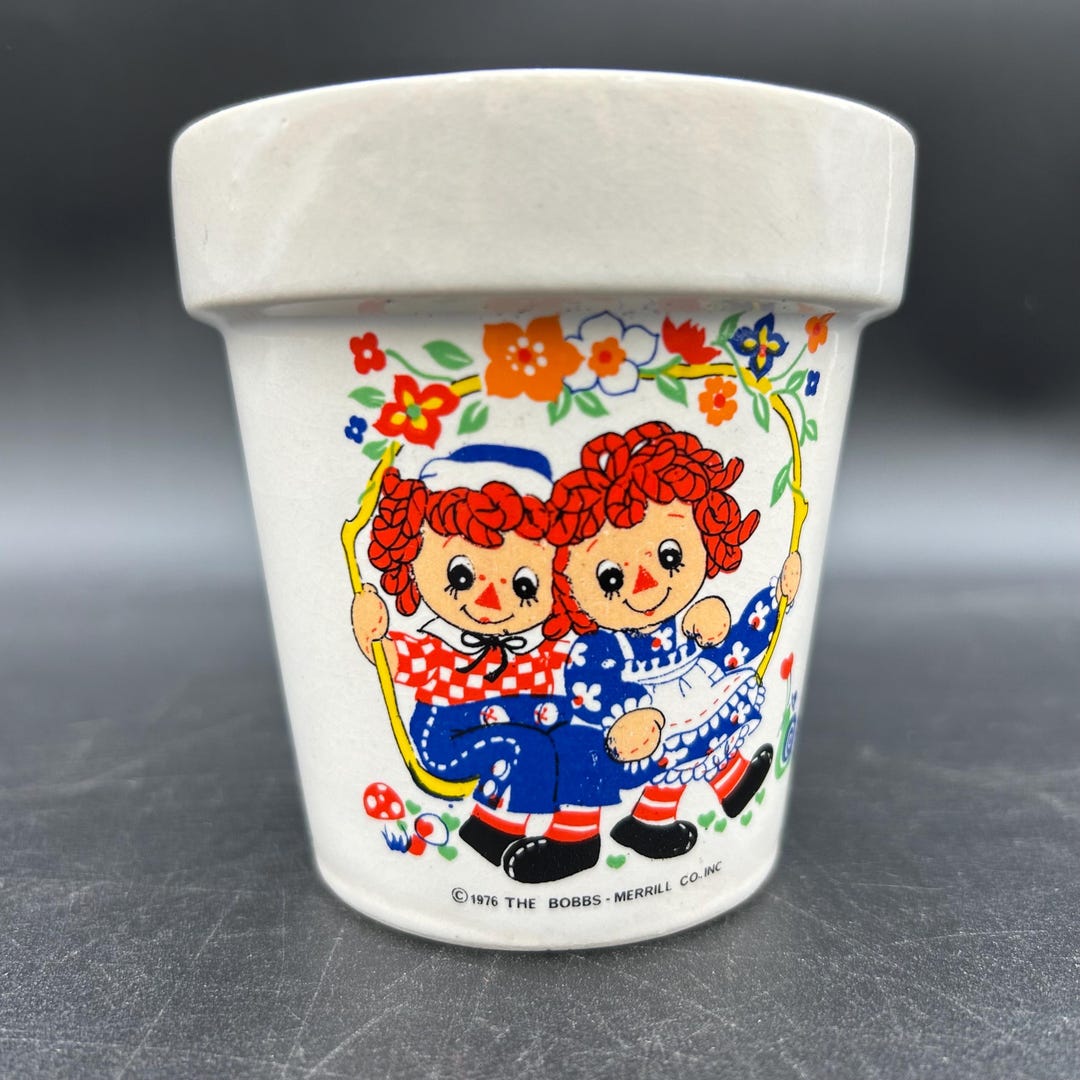 Raggedy Ann & Andy In The Flower Garden Tote Bag – Vintage 1920