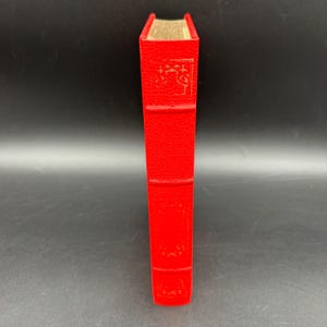 Pride and Prejudice Jane Austen 1980 Franklin Library Red Leatherette Book w/ Gilt Edges & Illustrations by Chris Duke