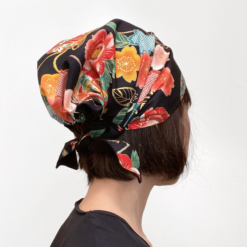 Head cover scarf, Japanese Kimono Print, surgical hatChemo scarf, Floral, Gold, chef hat, Nurse cap, Kimono head wrap, Hair Loss Alopecia imagem 3