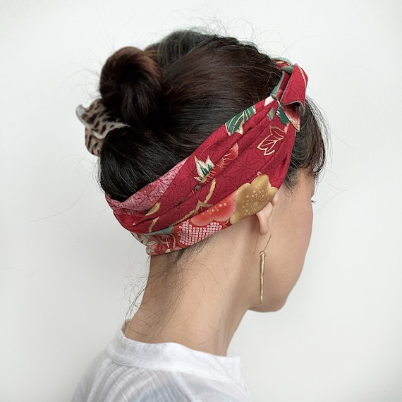 Japanese Floral Head Scarf: Kimono Print Red Cotton Tie  display picture 2