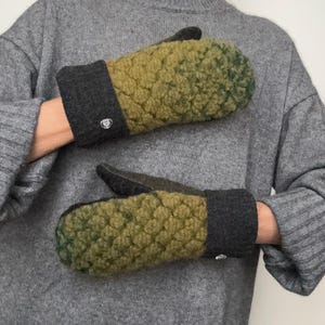 Handmade Wool Mittens: Fleece Lined Winter Gloves Green