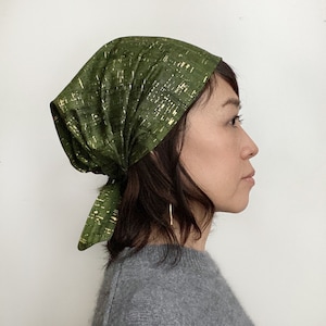 Head covering scarf, Green, surgical cap, scrub cap, chef hat, Gold flakes, Head wrap, headband