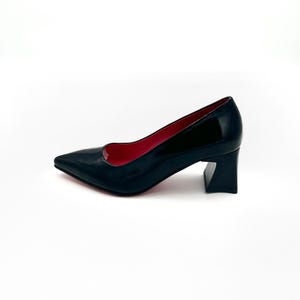 Black Crinkled Patent Leather Pumps – Sleek & Sculptural