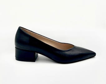 Black Leather Pointed-Toe Block Heels – Timeless Elegance & Comfort