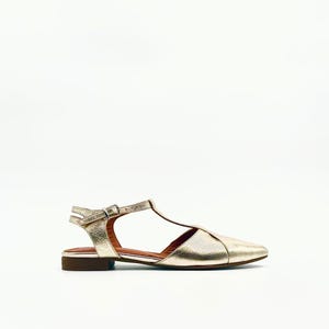 Gold Leather T-Strap Flats – Modern Chic with Everyday Comfort