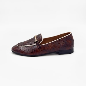 Brown Textured Leather Loafers with White Piping – A Blend of Elegance and Classic Style