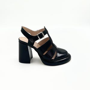 Black Patent Leather Chunky Heel Sandals – Elegant & Modern