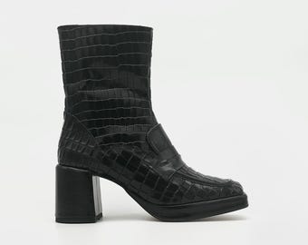 Black Croc-Embossed Leather Heeled Boots – Retro Platform with Loafer Detailing