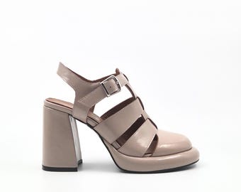 Sandali con Tacco in Pelle Verniciata Visone con Cinturini – Eleganti & Chic