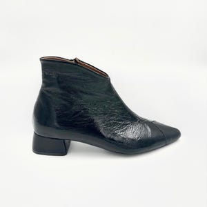 Black Wrinkled Patent Leather Ankle Boots – Timeless Elegance & Comfort