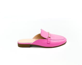 Fuchsia Leather Mules – Elegant and Chic
