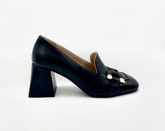Black Leather Block Heel Loafers with Statement Buckle – Timeless Elegance