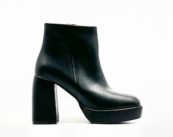Bold Black Leather Platform Ankle Boots – Elevated & Stylish