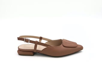 Brown Leather Slingback Flats with Decorative Buckle – Elegant and Versatile