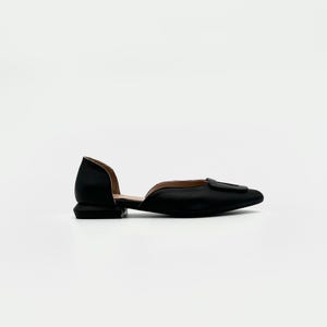 Black Leather D’Orsay Flats – Timeless Chic with a Sculpted Detail