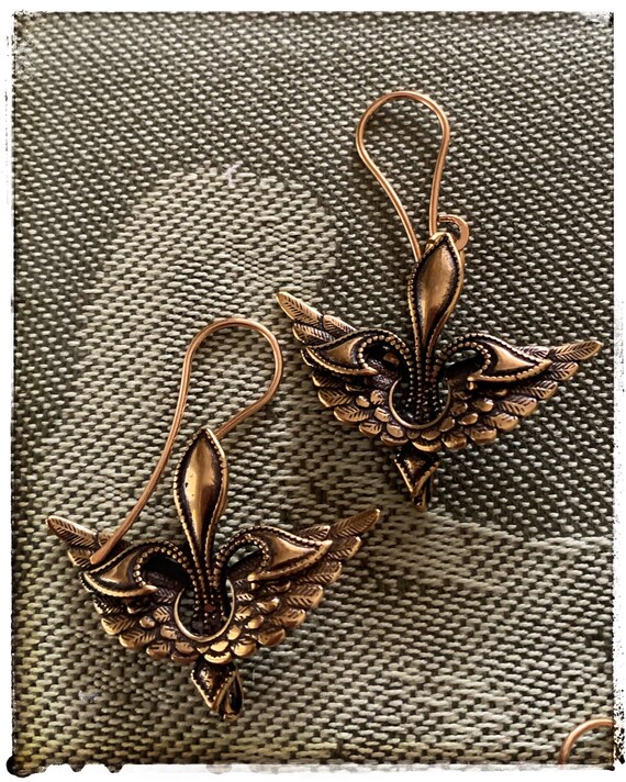 All souls trilogy jewelry best sale
