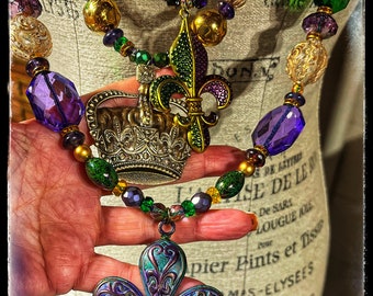 Set of 3 New Orleans Decadence Collection. Vintage beads and hand-painted fleur de lis’s and crown