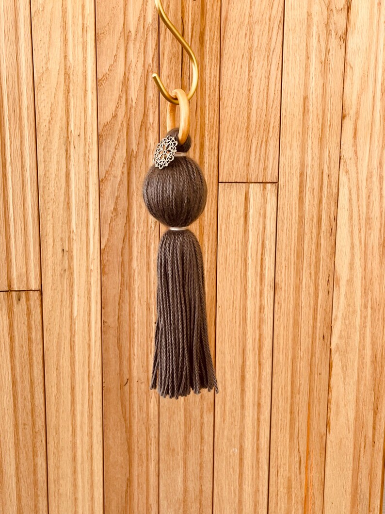 Decorative Sphere With Tassels Reference: Borla De Macramé Decorativa Mini Tapiz Boho Para Pared Hecho