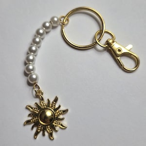 Pearl Sun Keychain