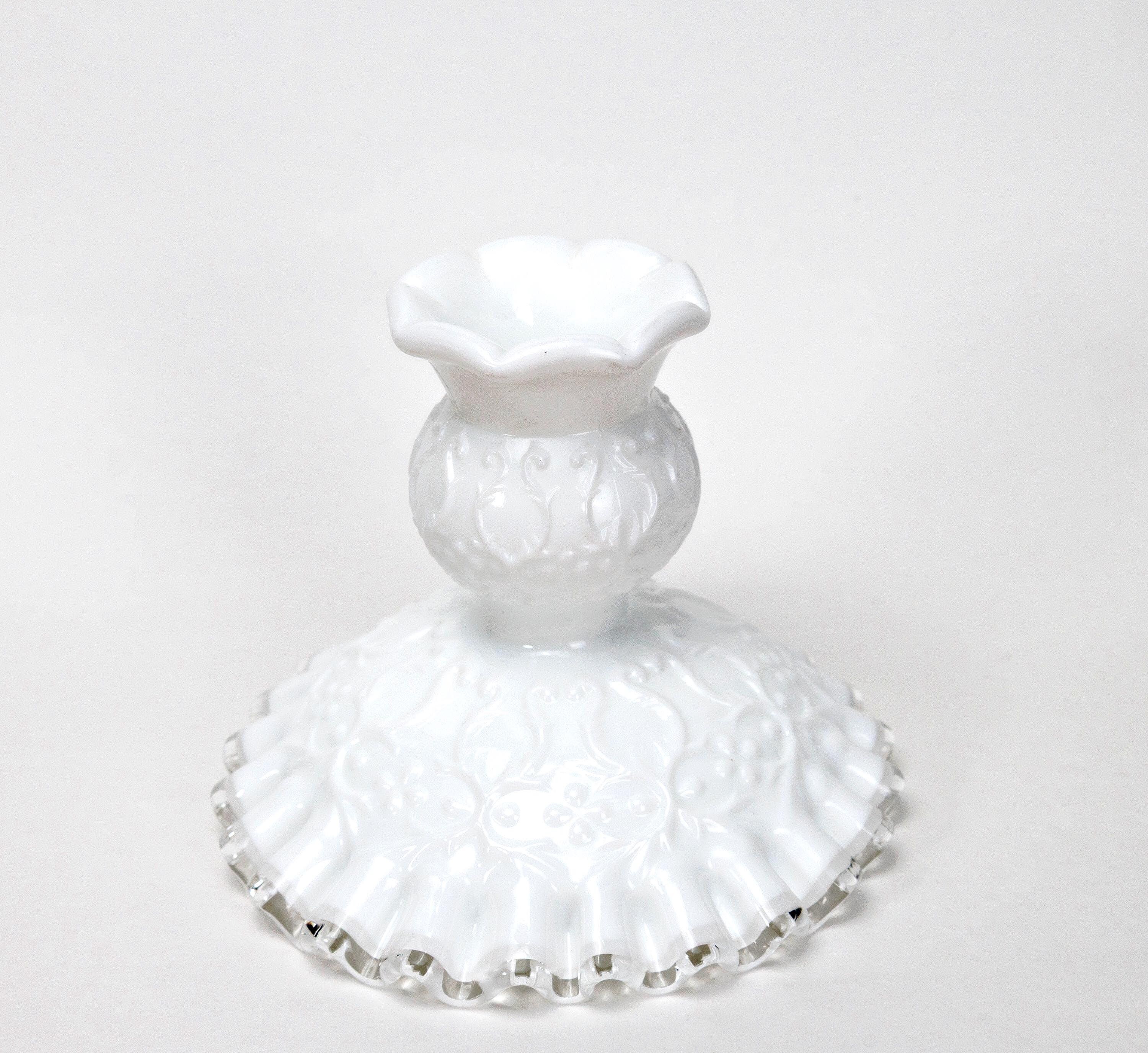 フェントン シルバー クレスト ホワイトガラス キャンドルホルダー