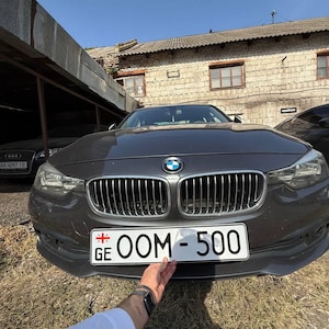 LEGENDARISK georgisk registreringsskylt – OOM-500 / 2 st