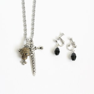 Hook&#39;s Necklace and Earring (OUAT) stainless steel chain