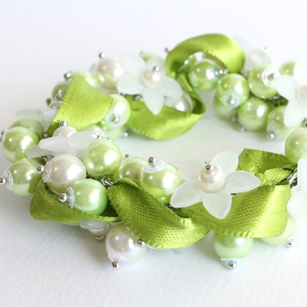 Lime Green White Flower Cluster Bracelet and Earrings Set