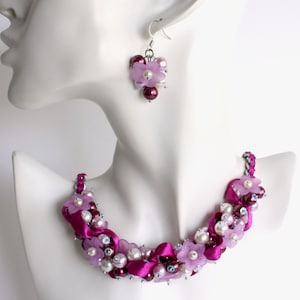 Red-Violet and Mauve Flower Cluster Necklace and Earrings Set