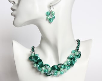 Turquoise Mint Green Cluster Necklace and Earrings Set