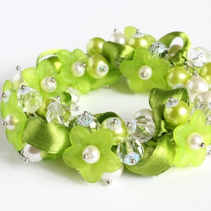 Apple Green Flower Cluster Bracelet and Earrings Set