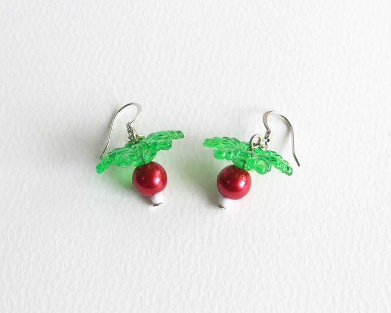 Luna's Radish Earrings image 3