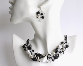 Black and White Flower Cluster Necklace and Earrings Set