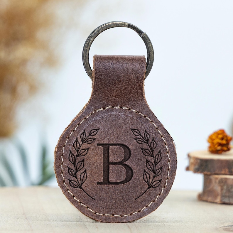 Monogram Leather Circle Keychain: Personalized Key Fob - Etsy